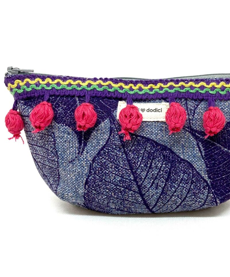 Mini trousse foglie viola pon pon rosa dettaglio
