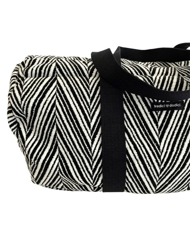 Borsone fantasia zig zag nero bianco